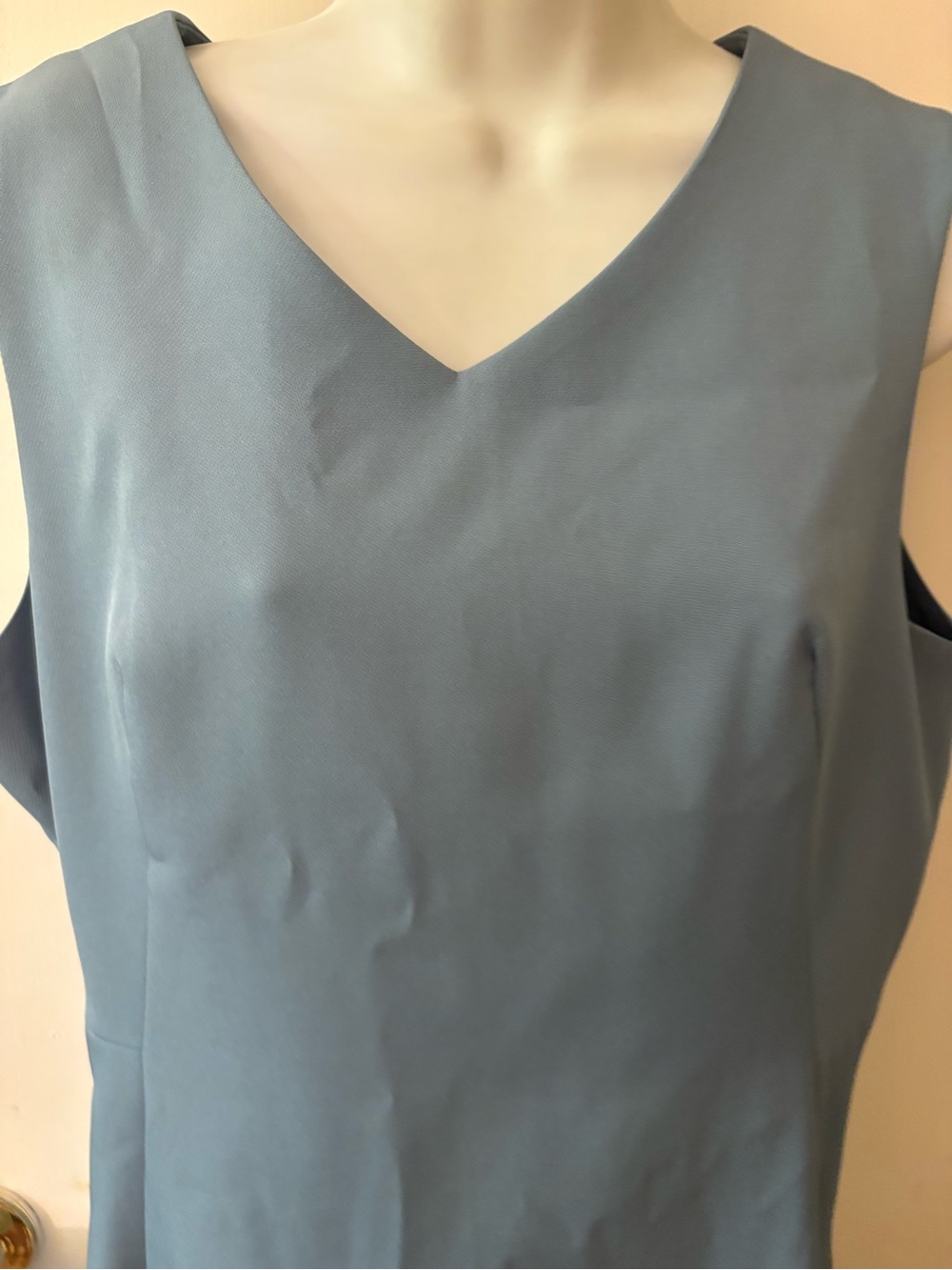 Tailored V-Neck Sleeveless Dress in Slate Blue - Picture 4 of 7